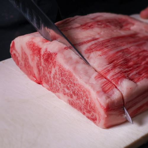 You can enjoy high-quality yakiniku at a reasonable price!
