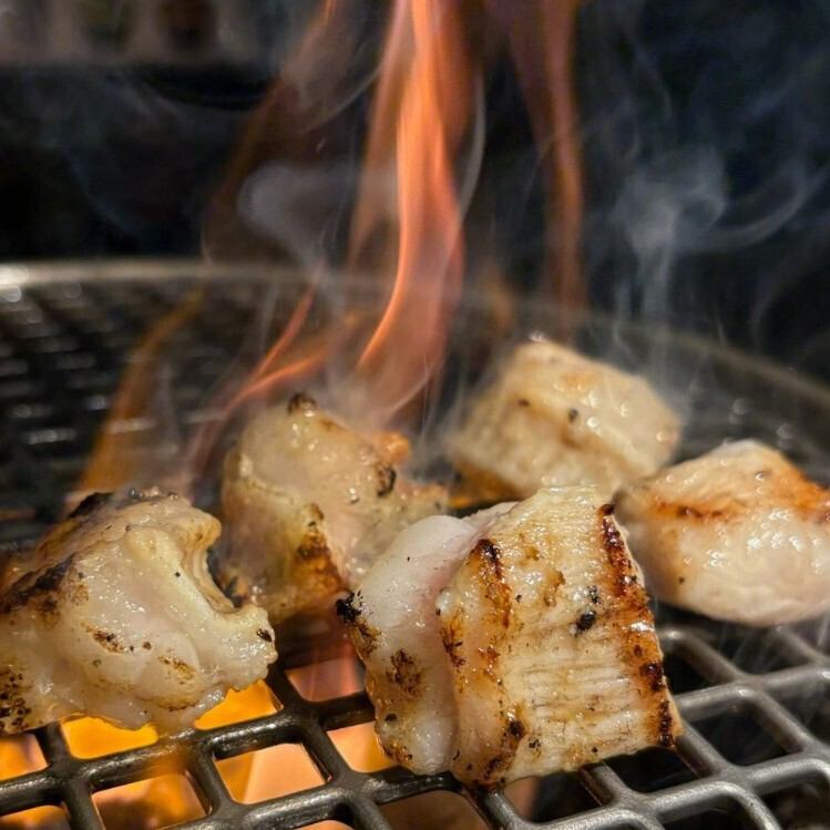 除了自助餐之外，我們還提供烤肉套餐！無論預算多少，我們都能滿足！