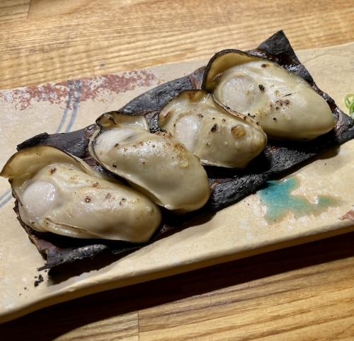 Etajima oysters grilled with kelp