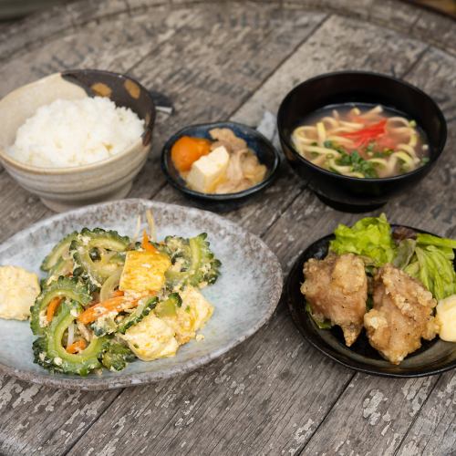 Selectable champuru and fried chicken set meal