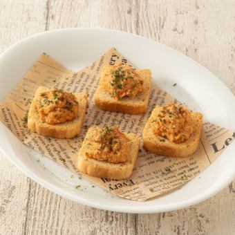 Monkfish liver garlic mini toast