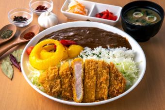 一福来のロースカツカレー