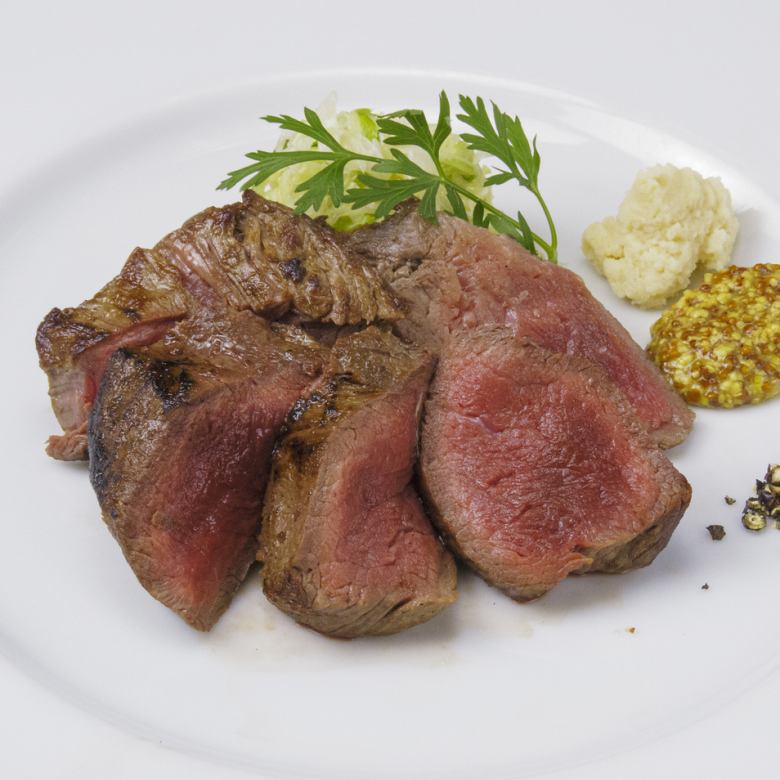 牛フィレ肉塊焼き　150g