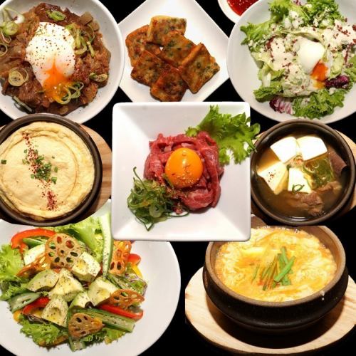 The extensive side menu is perfect for drinking! Salads and soups that you can enjoy with meat are popular with women. Desserts are also available.
