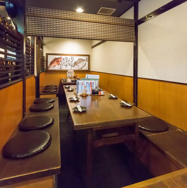 【貸切最大56名様までOK！】当店は、最大56名様までの貸切が可能です♪会社の宴会や打ち上げにぴったりの飲み放題付きコースもご用意しており、仲間と共に楽しい時間を過ごせます。落ち着いた雰囲気の中で、新鮮な海の幸を心ゆくまでお楽しみください。貸し切りでのご利用は是非ご相談ください！ご予約お待ちしております★