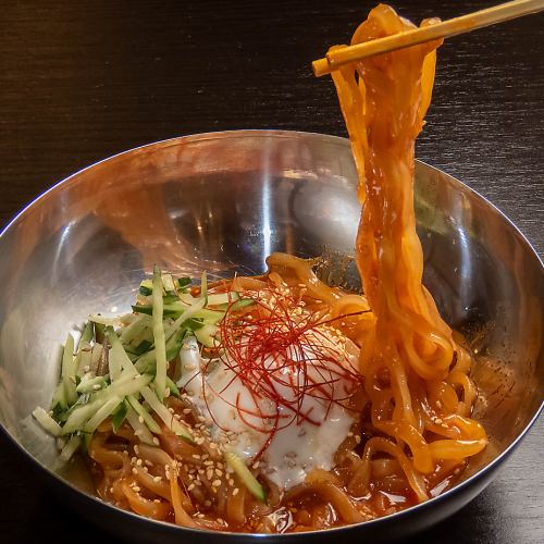 【イチオシ自信作！！】聚楽の園特製「ビビン麺」！！