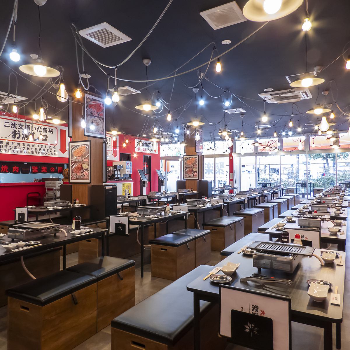 貸切パーティーなら100名以上対応可能な聚楽の園が最適◎