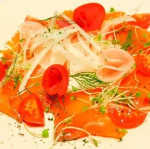 スモークサーモンマリネ