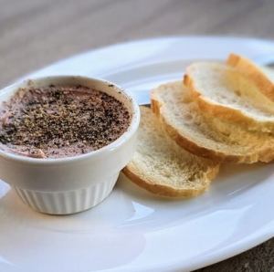 片瀬山レバーパテ