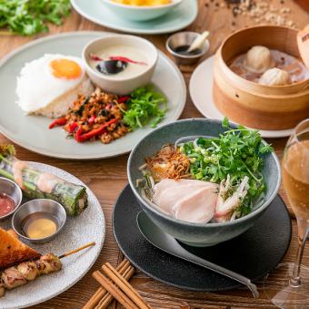 [Weekday-only lunch course] Great value with 3 appetizers, xiaolongbao, main course, and dessert! 2,200 yen (tax included)