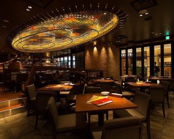 "忘新年会1フロアー貸切プラン"【2.5h飲み放題込み】 定番のエスニック料理をたっぷり満喫できる