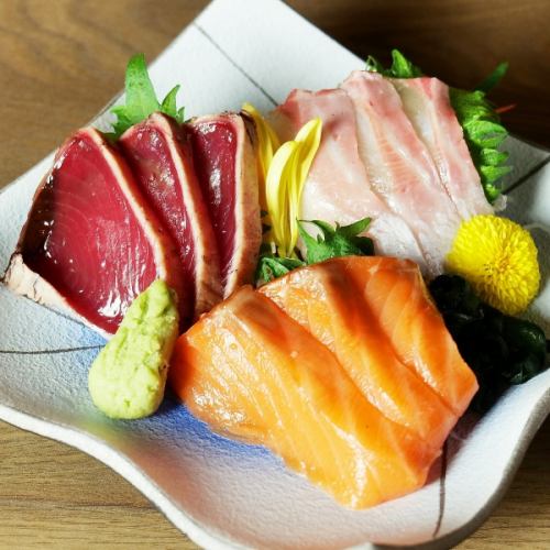 Assortment of 3 kinds of sashimi