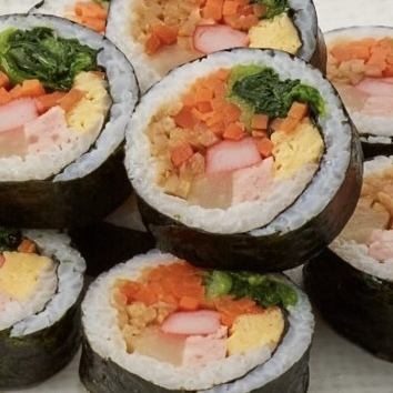 Gimbap with colorful vegetables
