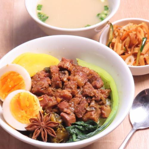 旅する台湾“魯肉飯セット”