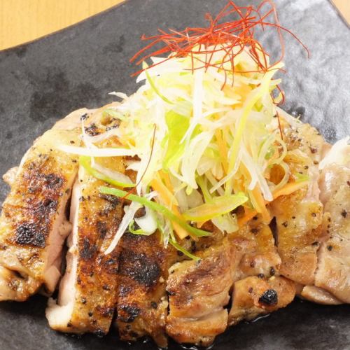 Charcoal-grilled Tanba chicken¥990