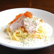 salmon and salmon roe cream pasta