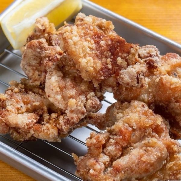 当店の手羽先・唐揚げはジューシーがすぎる!!ふわふわ親子丼、焼きラーメンなど〆料理も充実☆★