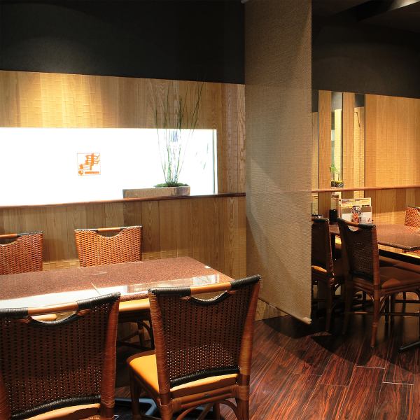 The table seats with a great atmosphere are spacious and spacious with the space between them.There is a partition so you can eat and drink calmly! You can feel free to visit "Kushidori Extra Area", which is popular with both men and women, so please come with your important friends ♪