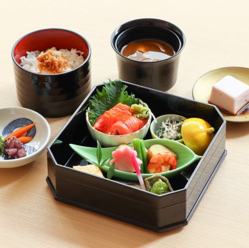 贅沢な御膳から一品料理まで♪多彩なお料理をご提供