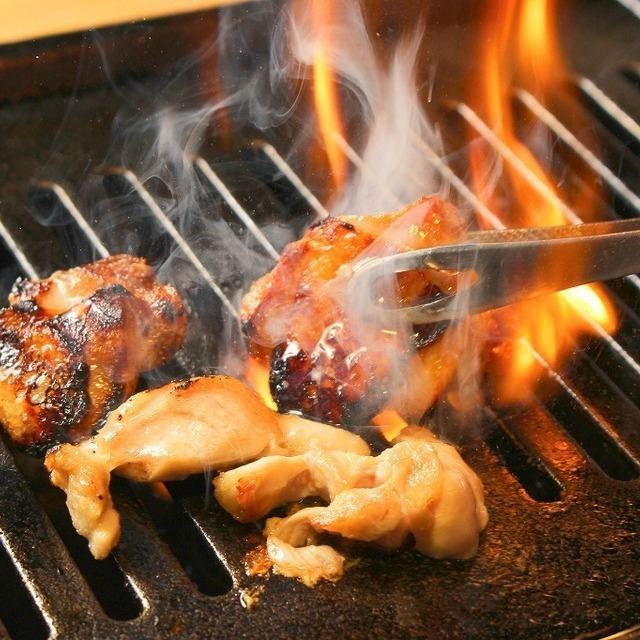 こだわりの地鶏を鶏焼肉スタイルでご堪能いただけます◎