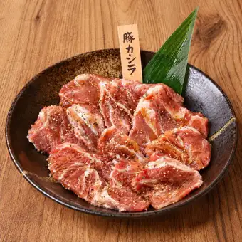 Domestic pork cheek