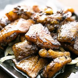 【오시도리.독점 판매! 치킨 테짱] 비전 소스로 완성한 명물 요리입니다.당점에서 꼭 맛보세요!