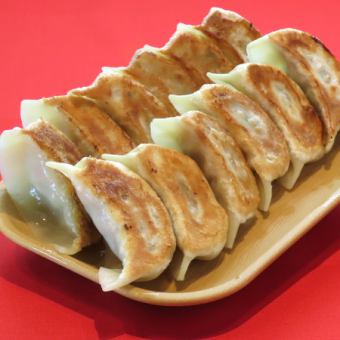 Fried dumplings with garlic (5 pieces)