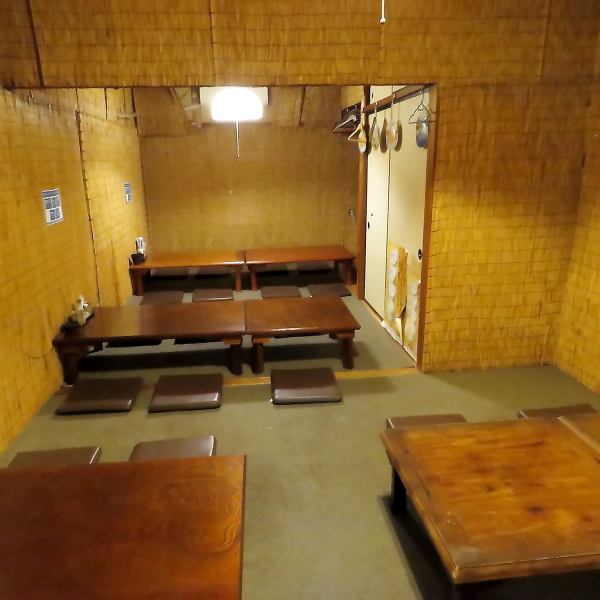 There is also a tatami room on the 2nd floor where you can relax.It can accommodate up to 20 people.The calm space is ideal for dining with family and friends and for various banquets. ◎ We can also charter business, so please feel free to contact us.We are waiting for your visit from the bottom of my heart.