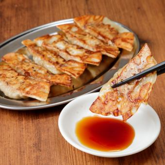 【酔いどれ屋餃子コース】食べ飲み放題平日180分週末120分生ビール付き飲み放題付き4000円(税込)