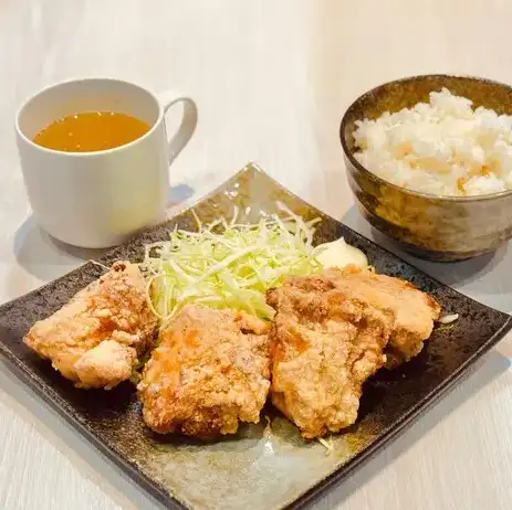【国内産鶏肉使用】からあげ定食　ライス・スープ付