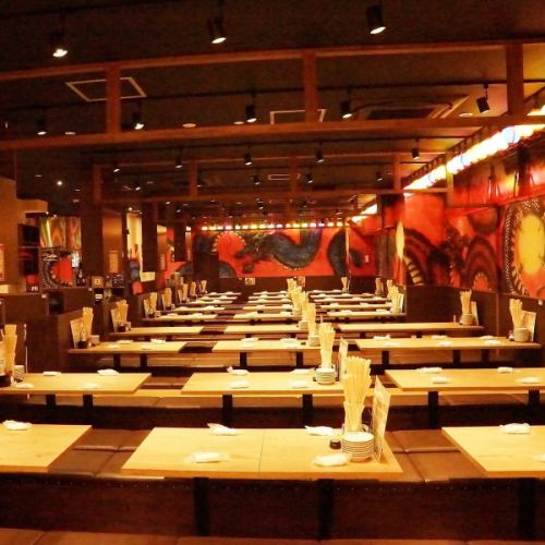 The tatami room can accommodate up to 170 people!