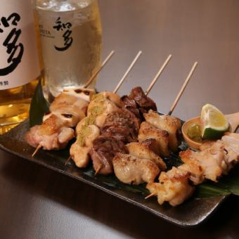 品嚐著名的櫻島雞串烤…附無限暢飲120分鐘【花月套餐】8道菜品合計5,800日元