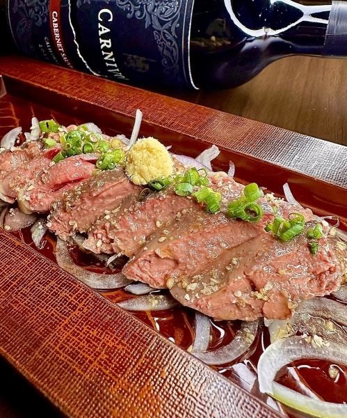 頂級雞肝,帶有卡布斯(kabosu)的香氣,日式鵝肝風味。