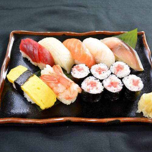 Medium-sized sushi for 1 person (10 pieces)