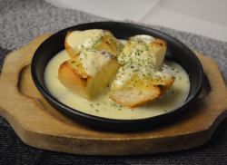 마늘 토스트 블루 치즈 구이