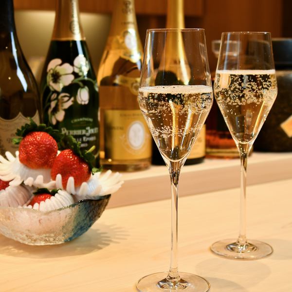 [For a special day] We have prepared a space that is perfect for celebrating special days such as anniversaries in a calm atmosphere.We also have a variety of alcoholic beverages that go well with your meal.Please spend a pleasant time at our shop.