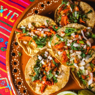 陽気なラテンの夜を堪能♪