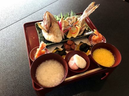 お食い初めのお膳