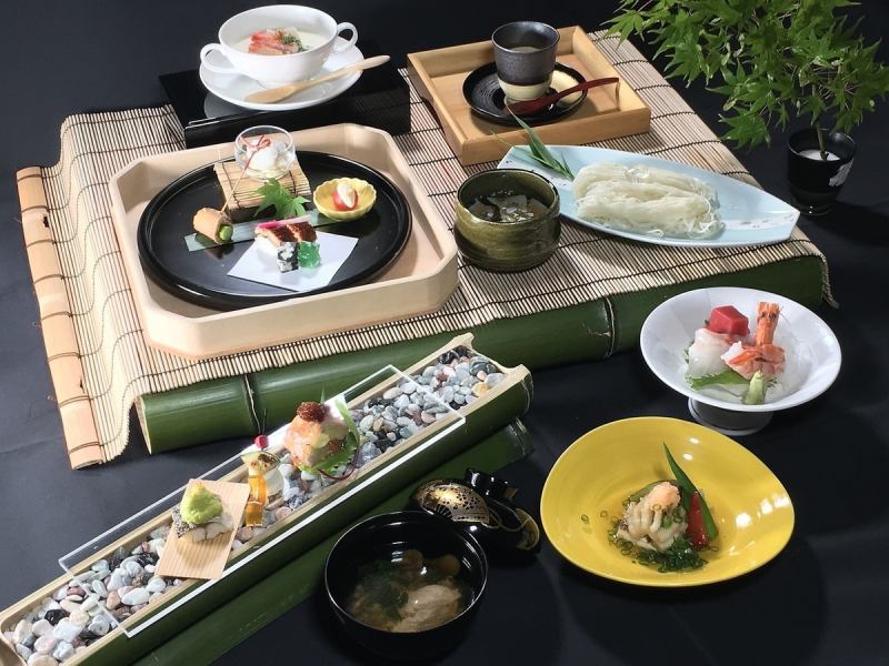 季節に応じたおすすめの懐石コース（７５００円）