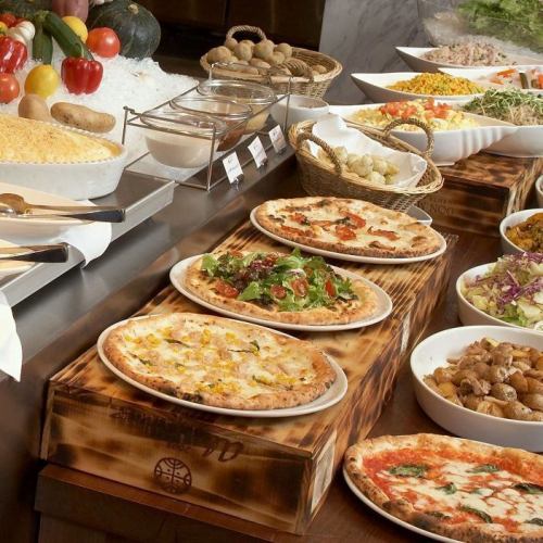 90-minute lunch buffet [All-you-can-eat pizza, pasta, appetizers, salad, soup, and dessert] *45-minute lunch buffet is also available!