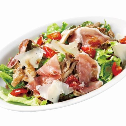 Raw ham and 3 types of mushroom salad ~Balsamic dressing~