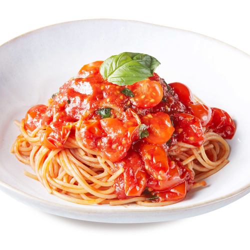 Spaghetti Pomodoro Fresco with Fresh Tomatoes