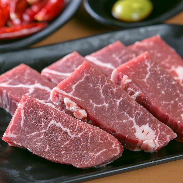 【当店のおススメの一品！】牛ささみ角切り　770円(税込)