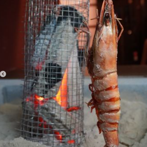 [Fresh seafood] Robatayaki grilled over charcoal