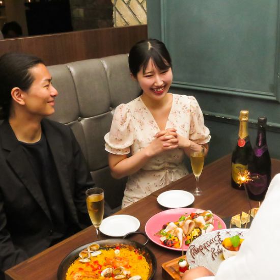 请将您的周年纪念惊喜留给Rico！请随时联系我们◎