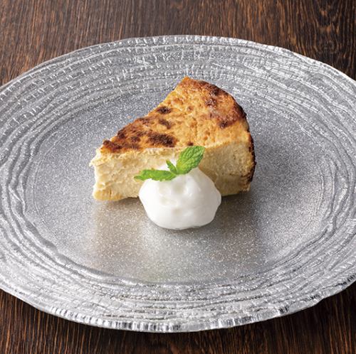 苹果巴斯克芝士蛋糕