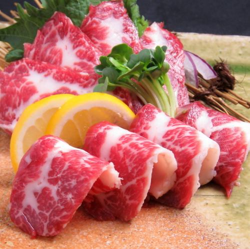熊本の郷土料理もご用意。県外の方のおもてなしに最適!!