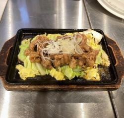 Stir-fried beef tendon with cabbage