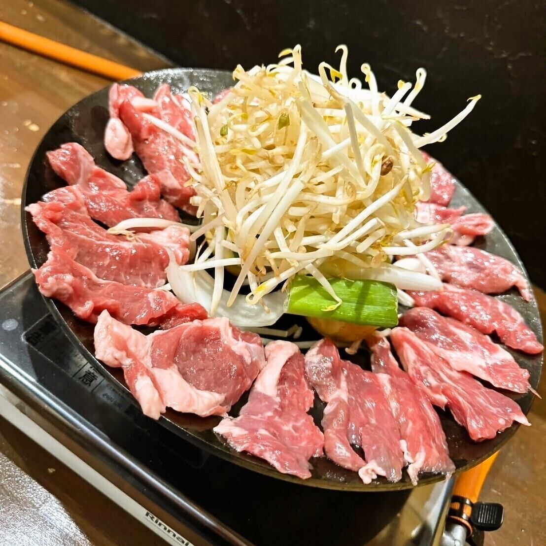 ラム肉の食べ放題やっております◎