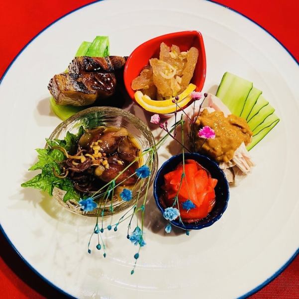 チャイニーズキッチンTAKUMIの前菜盛り合わせ◎